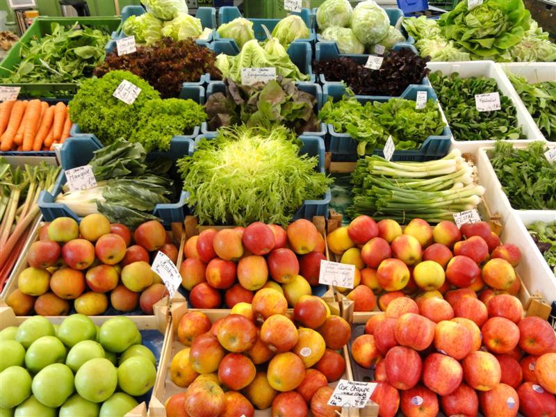 Φρέσκα φρούτα και λαχανικά στις Φρουτοαπολαύσεις Λευκάδας